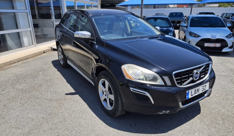 
								VOLVO XC-60 T5 full									