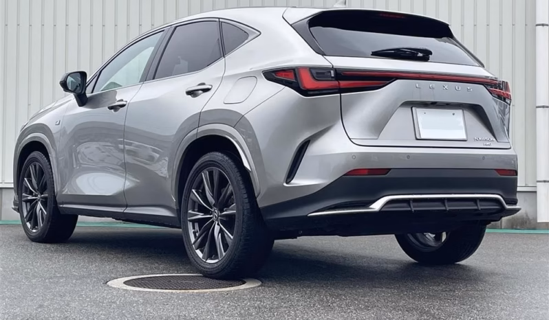 
								LEXUS NX450H Plug-in Hybrid full									