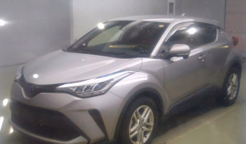 
								TOYOTA C-HR HYBRID full									