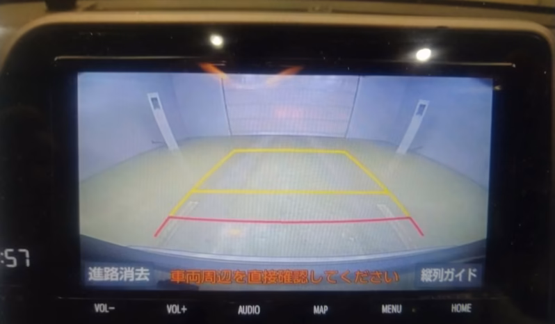 
								TOYOTA C-HR HYBRID full									