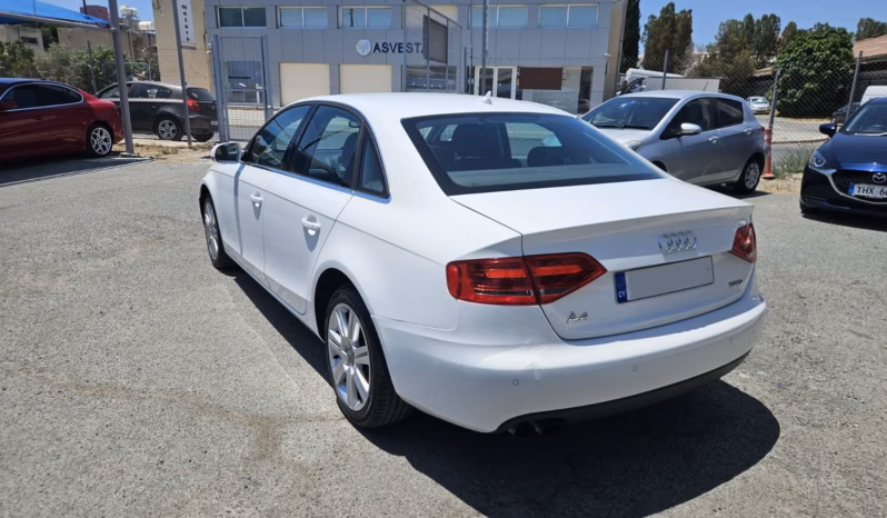 
								Audi A4 full									