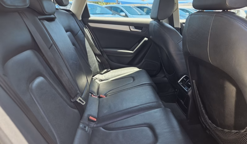 
								Audi A4 full									