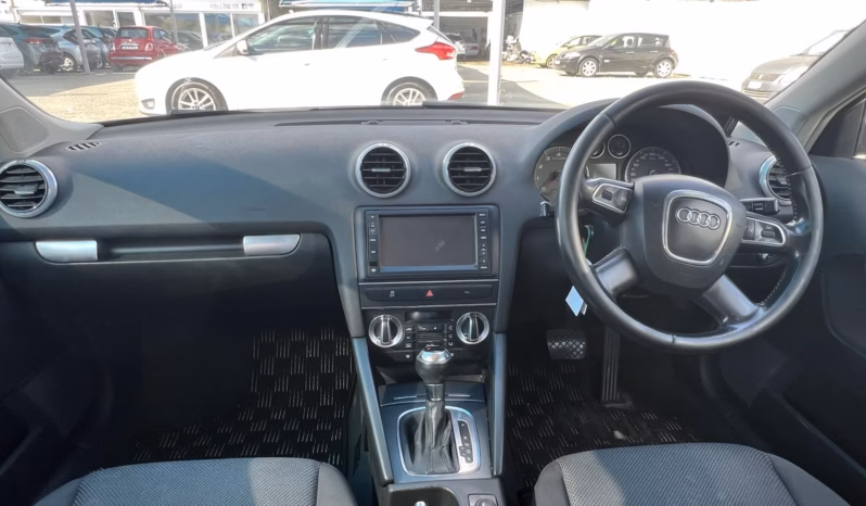 
								Audi A3 Sportback full									