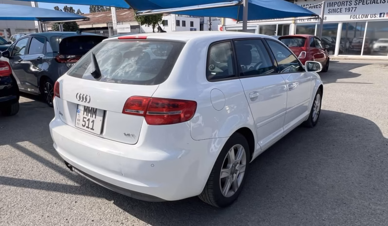 
								Audi A3 Sportback full									
