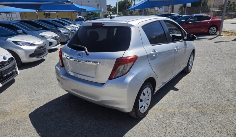 
								TOYOTA VITZ full									
