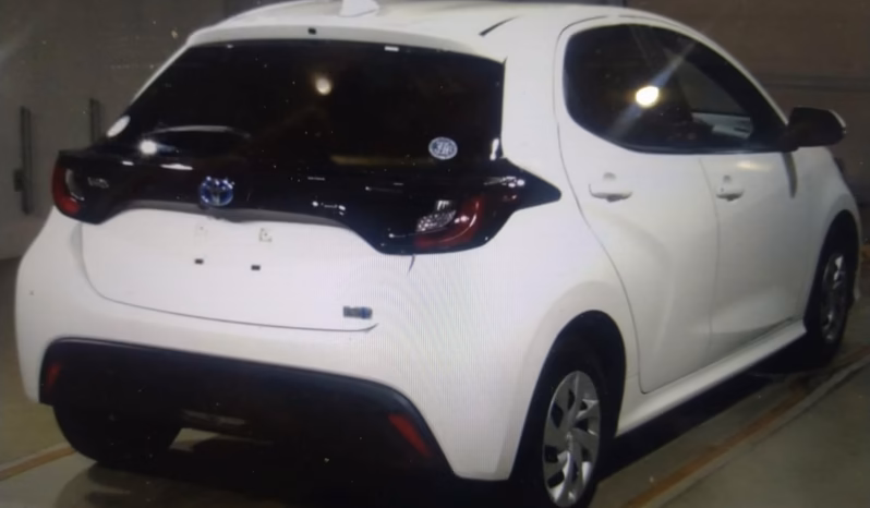 
								TOYOTA YARIS X Hybrid full									