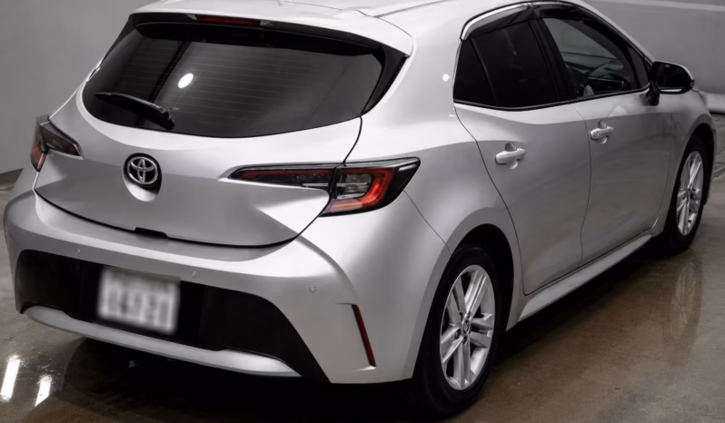 
								TOYOTA COROLLA SPORT G full									