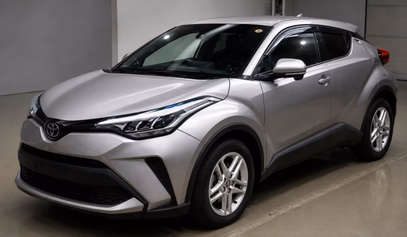 
								TOYOTA C-HR HYBRID full									