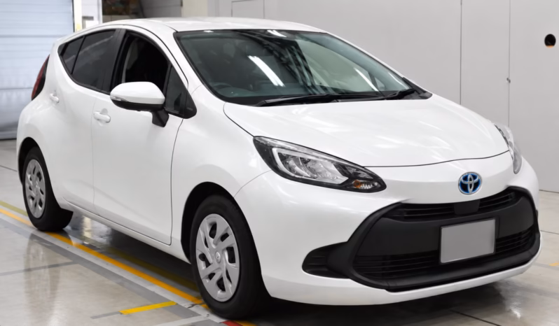
								TOYOTA AQUA Hybrid full									