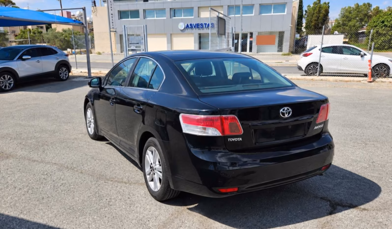 
								TOYOTA AVENSIS full									