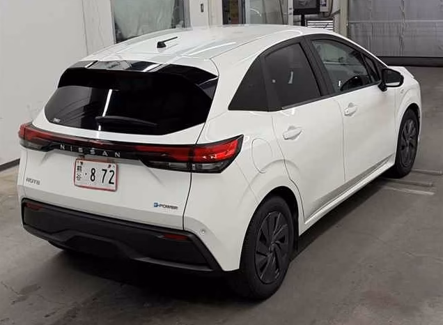 
								NISSAN NOTE E-POWER full									