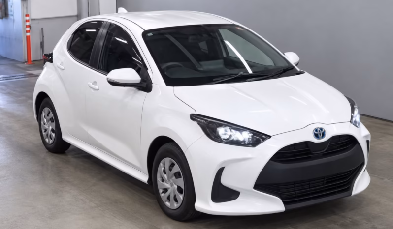 
								TOYOTA YARIS Hybrid full									
