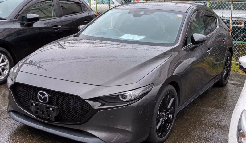 
								MAZDA 3 BLACK TONE EDITION full									