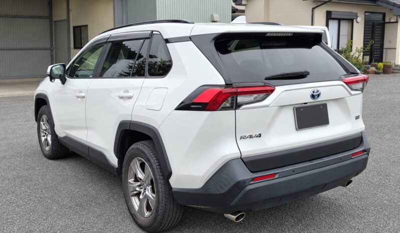
								TOYOTA RAV4 Hybrid full									