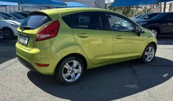 
										FORD FIESTA full									